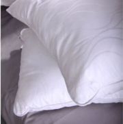 Silk pillow with cotton jacquard Shell