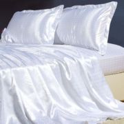 Silk Duvet Cover*1+Silk Fitted Sheet*1+Silk Pillow Case *2